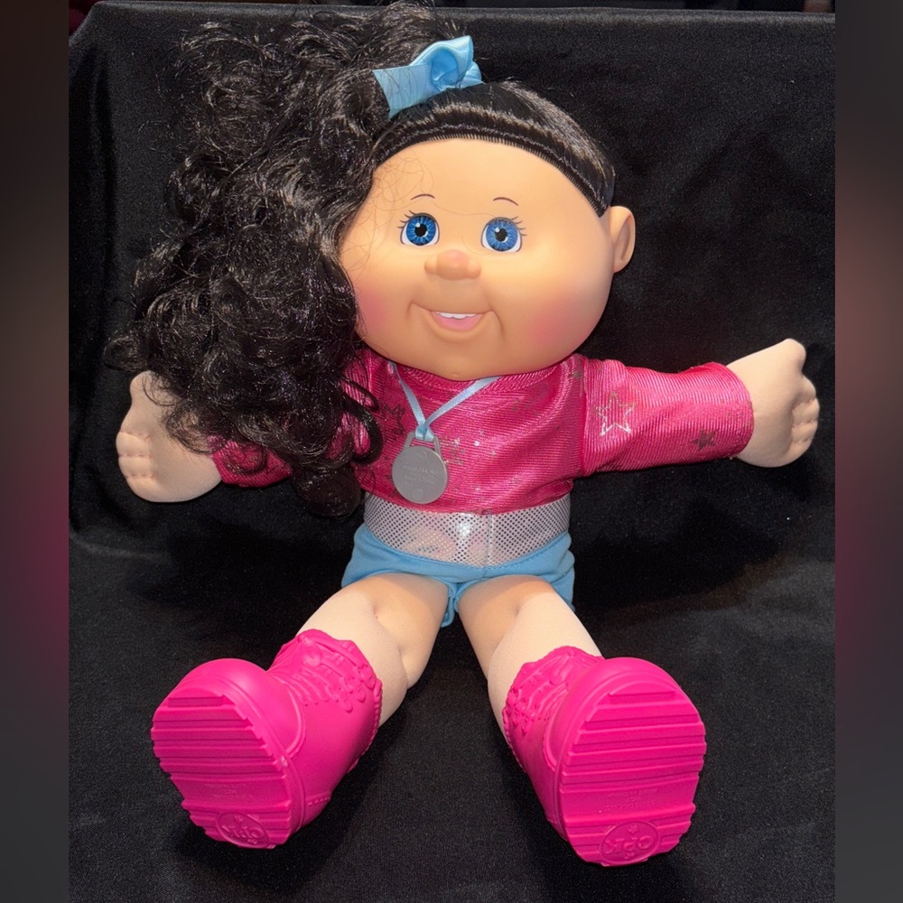 Cabbage patch kids doll  14" Girl LGT BLU BLA Gymnast